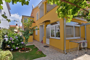 Гостиница Apartments Milena 436  Фажана
